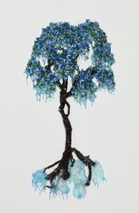 Ancestral Tree <br />
Resin-glass, ink, paper, ash, tree bark<br />
50 x 20 x 5